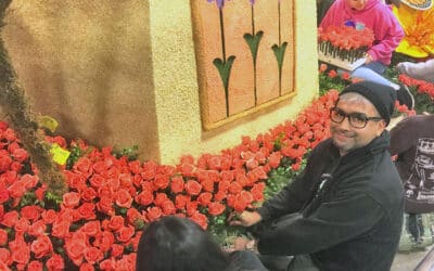 Crestline residents help build Rose Parade floats