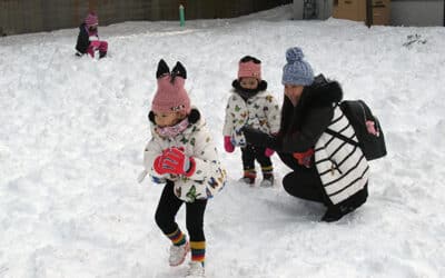 Weekend snow play on the mountain