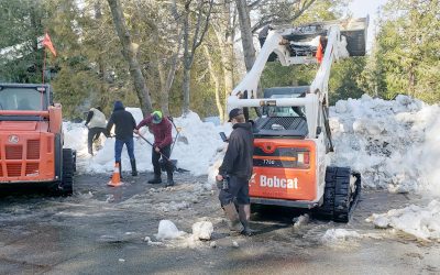 Convoy of snow removal volunteers rescues many