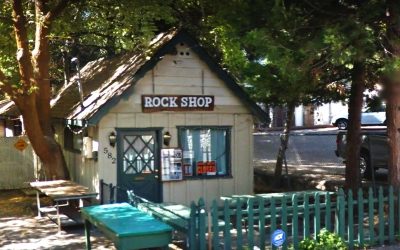Earth Treasures rock shop closing