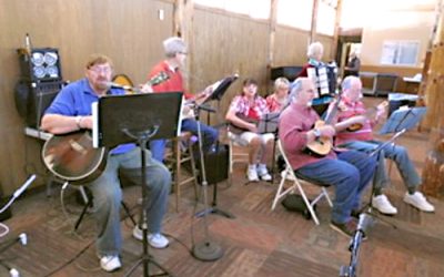 Crest Forest Seniors begin an activity-filled new year