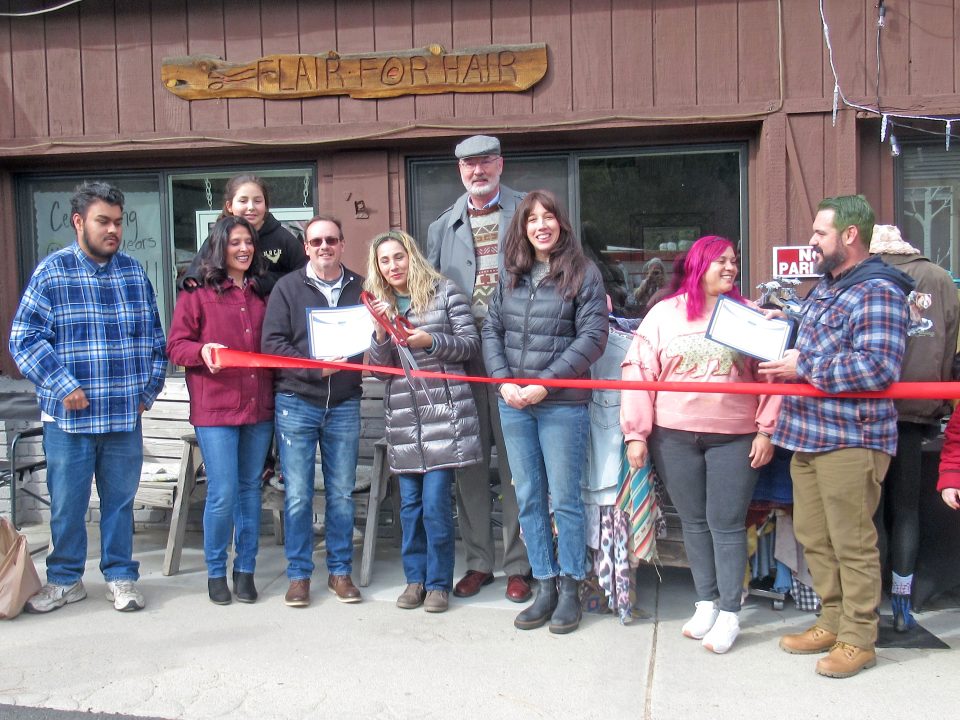 Adrianne, Lisa, Julia, Melissa and Adrianna from Glendora and Orange County enjoyed last year’s Brewfest at Tavern Bay Beach Club so much they couldn’t resist attending this year’s event. (Photos by Douglas W. Motley) Hair salon ribbon cutting ceremony with group.