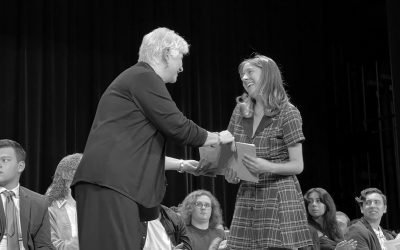 Attention high school seniors: It’s time to apply for community scholarships