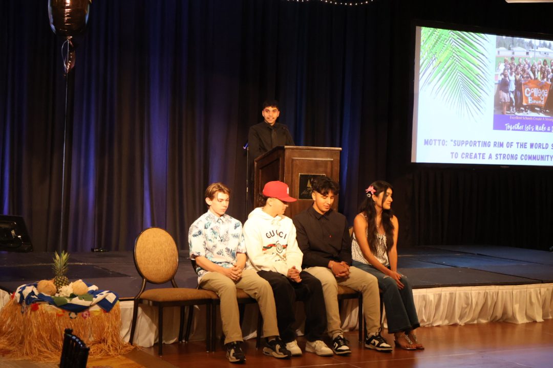 Five Rim High students spoke to the gala guests about how AVID and ROP/CTE have impacted their lives. (Photo by Brooke Woolley)
