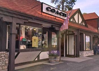 Woman robbed at Lake Arrowhead Village