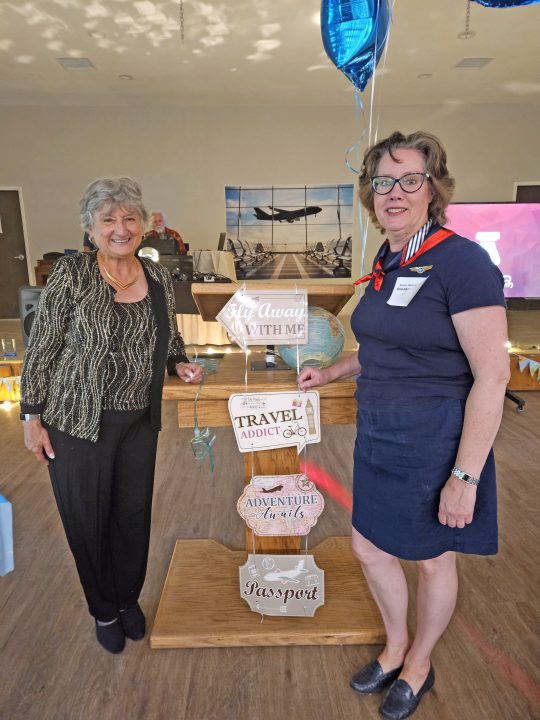 Outgoing President Mary Ann Dickinson (left) and incoming President Elizabeth O’Neil. (Photo by Mary-Justine Lanyon)