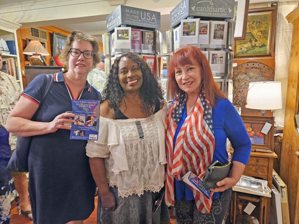 Elizabeth O’Neil (left), president of the Mountain Sunrise Rotary Club, with Chris Levister (center), president of the Blue Jay Jazz Foundation, and Ruth Ruiz, a Foundation board member. (Photos by Mary-Justine Lanyon)