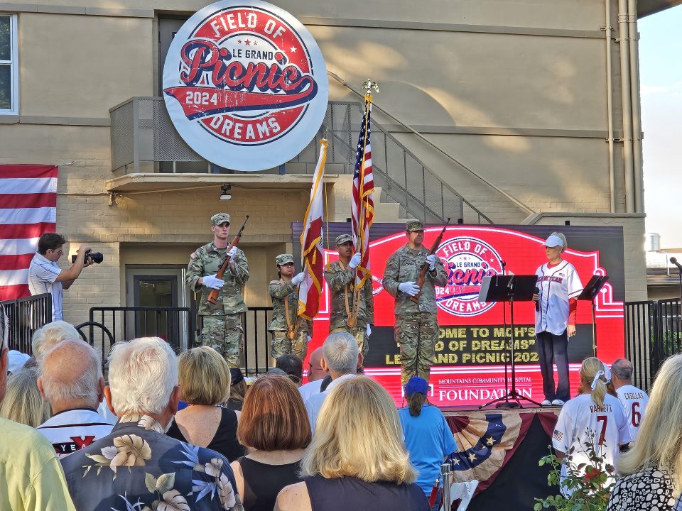 Four members of the California National Guard posted the colors.