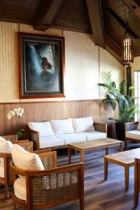 The lounge area at the front of Sunsets is perfect for relaxing with a drink and some appetizers.