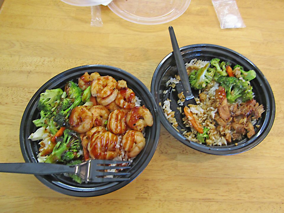 Bowls of delicious shrimp and chicken teriyaki are already getting rave reviews from customers.
