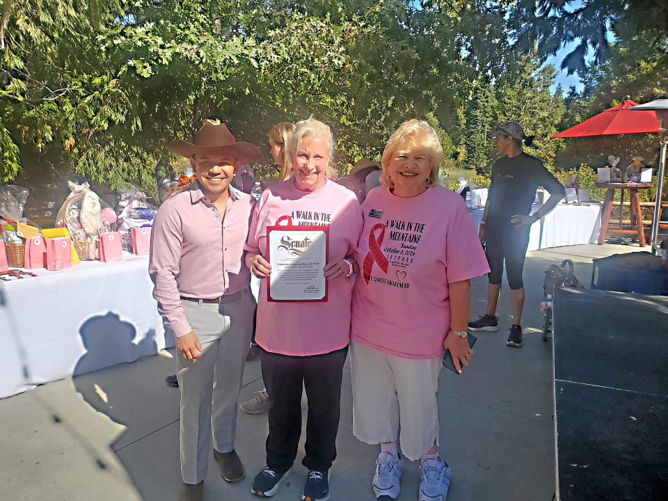 Armando Martinez presented a certificate of recognition from Senator Rosilicie Ochoa Bogh to Cathy Kay and Cheryl Robinson. (Photo by Lorna Polley)
