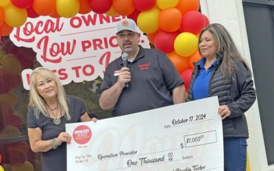 Blue Jay celebrates grand opening of Grocery Outlet Bargain Market