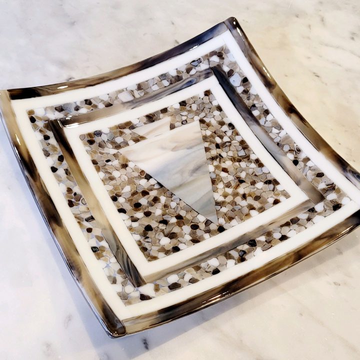 Adrianne, Lisa, Julia, Melissa and Adrianna from Glendora and Orange County enjoyed last year’s Brewfest at Tavern Bay Beach Club so much they couldn’t resist attending this year’s event. (Photos by Douglas W. Motley) Decorative square plate with geometric design.