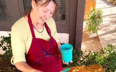 Portrait Of An Artist – Jo Robinson: Maven of fluid art