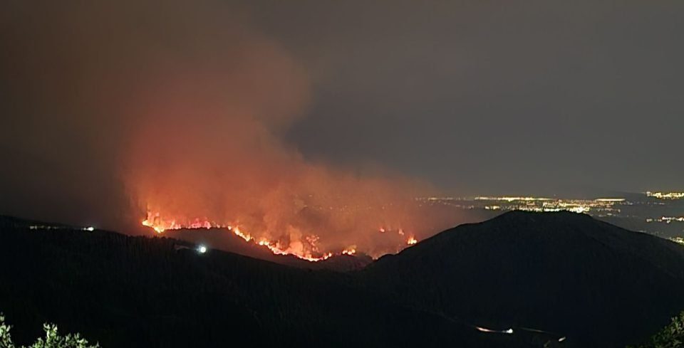 A fire started by an arsonist in Highland quickly made its way up the mountain, leading to the evacuation of the eastern mountain communities.