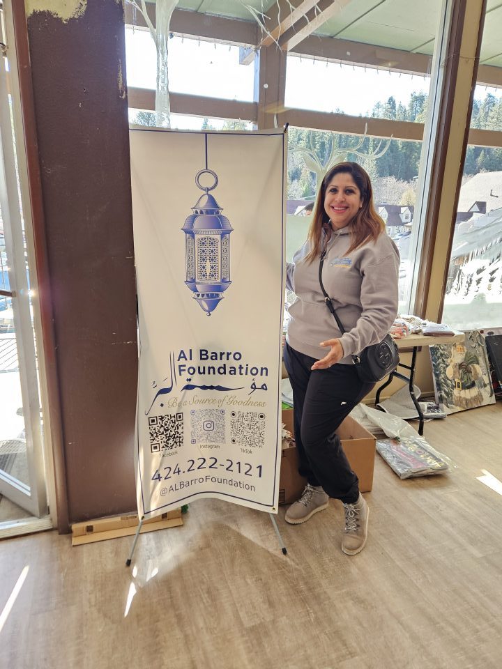Najoi Jabali, founder of the Al Barro Foundation, greeted all the folks who came to the Community Giveback.