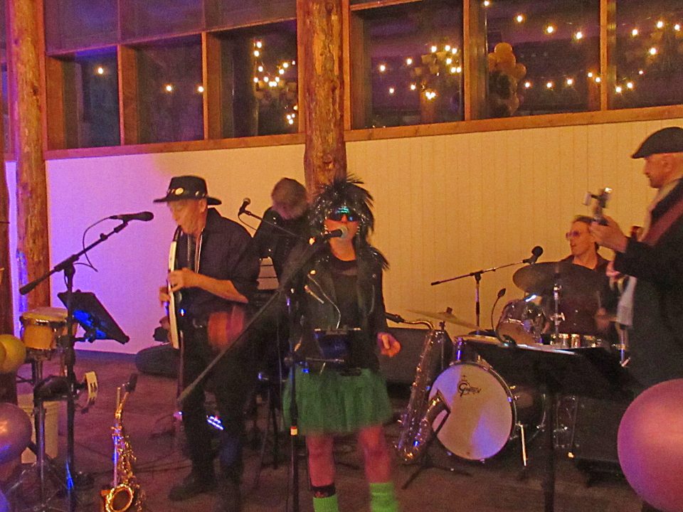 Crestline songstress Shannon Bizzy added her voice to the band.