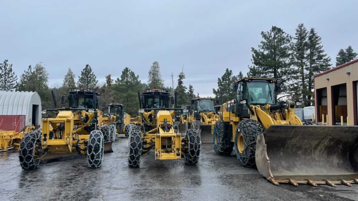 Adrianne, Lisa, Julia, Melissa and Adrianna from Glendora and Orange County enjoyed last year’s Brewfest at Tavern Bay Beach Club so much they couldn’t resist attending this year’s event. (Photos by Douglas W. Motley) Heavy machinery parked at construction site.