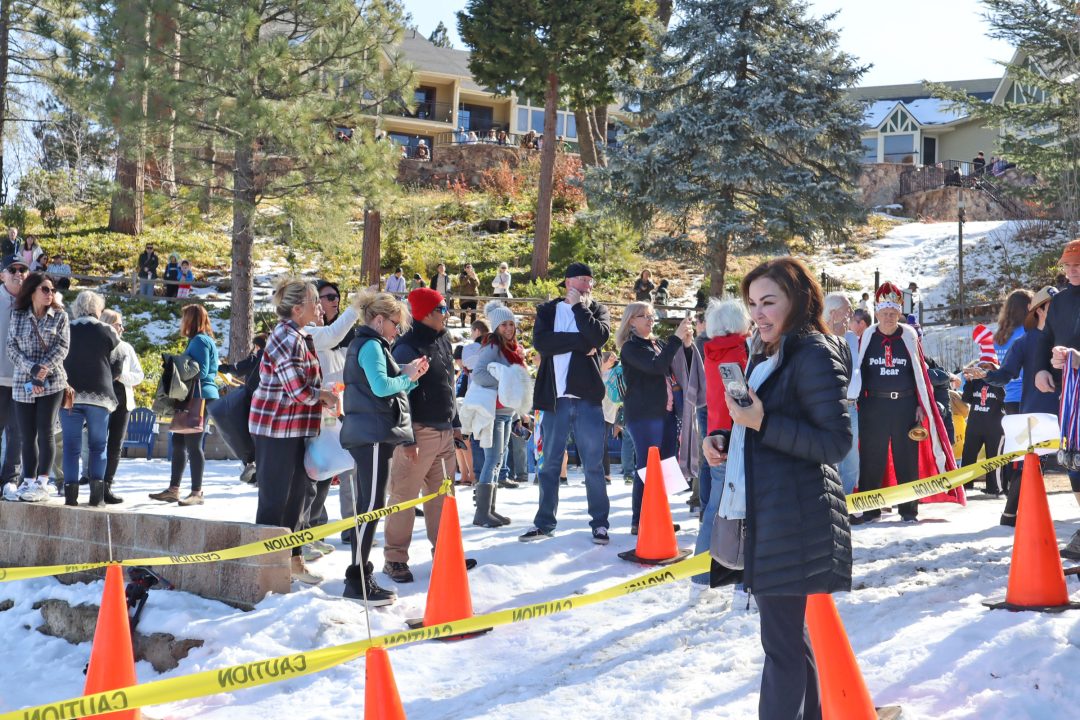Alpine Mountaineer Newspaper,Mountaineer newspaper,Mountain News,Mountain News Lake Arrowhead,Lake Arrowhead News,Lake Arrowhead Mountain News,Rotary Club Lake Arrowhead