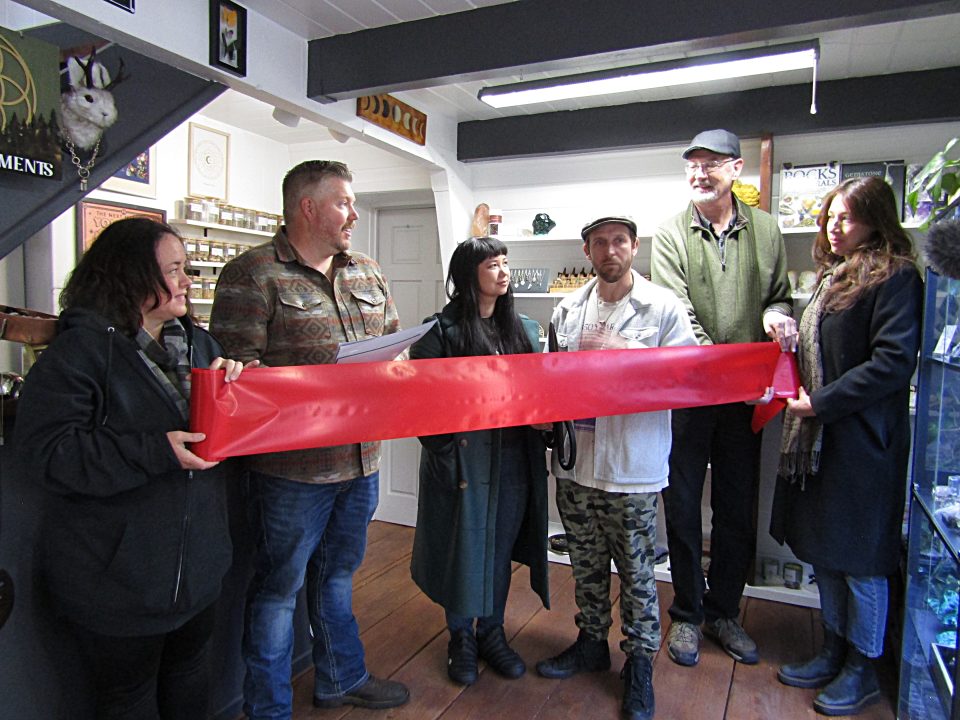 Earth Elements,Crestline Crystal Store,Crestline Events,Crestline News,Alpine Mountaineer Newspaper,Alpine Mountaineer News,Mountain News