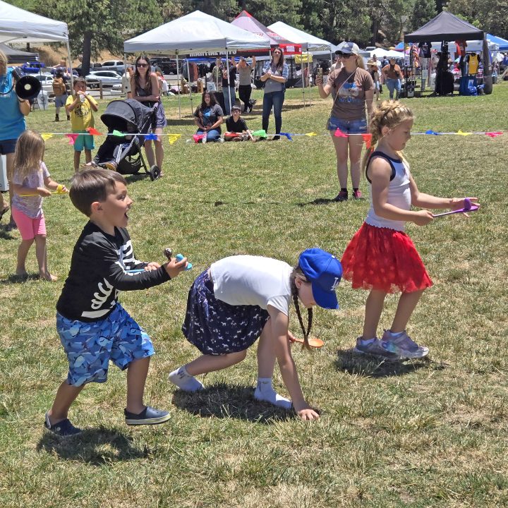 Adrianne, Lisa, Julia, Melissa and Adrianna from Glendora and Orange County enjoyed last year’s Brewfest at Tavern Bay Beach Club so much they couldn’t resist attending this year’s event. (Photos by Douglas W. Motley) Children participating in outdoor egg and spoon race.