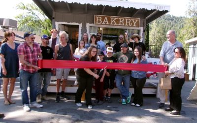 Oak Leaf Bakery celebrates 1st anniversary