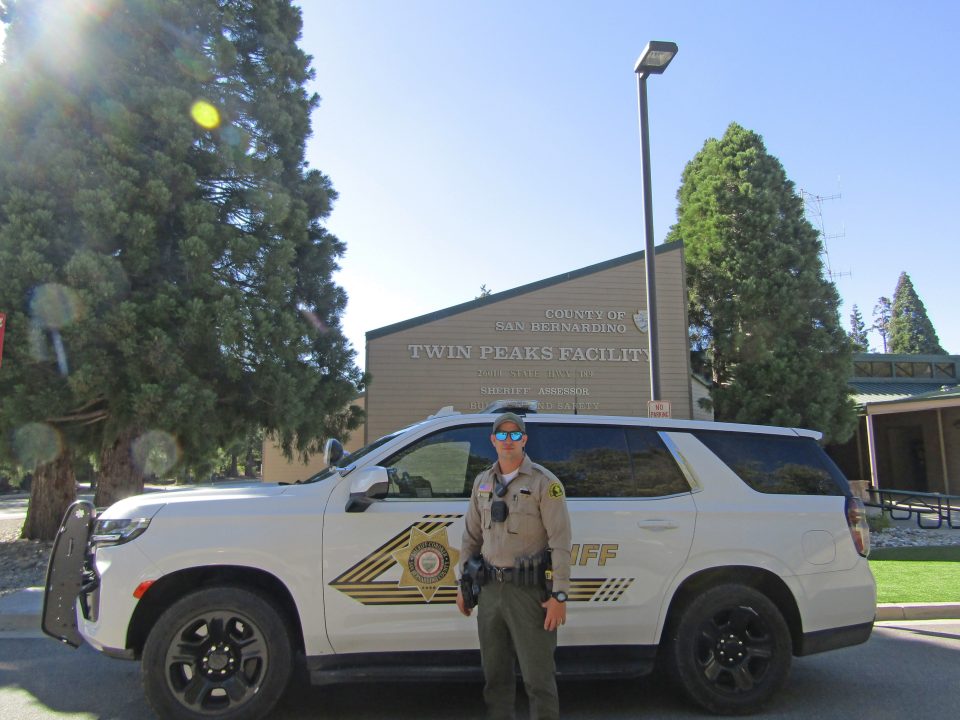 Adrianne, Lisa, Julia, Melissa and Adrianna from Glendora and Orange County enjoyed last year’s Brewfest at Tavern Bay Beach Club so much they couldn’t resist attending this year’s event. (Photos by Douglas W. Motley) Sheriff officer in front of Twin Peaks facility.