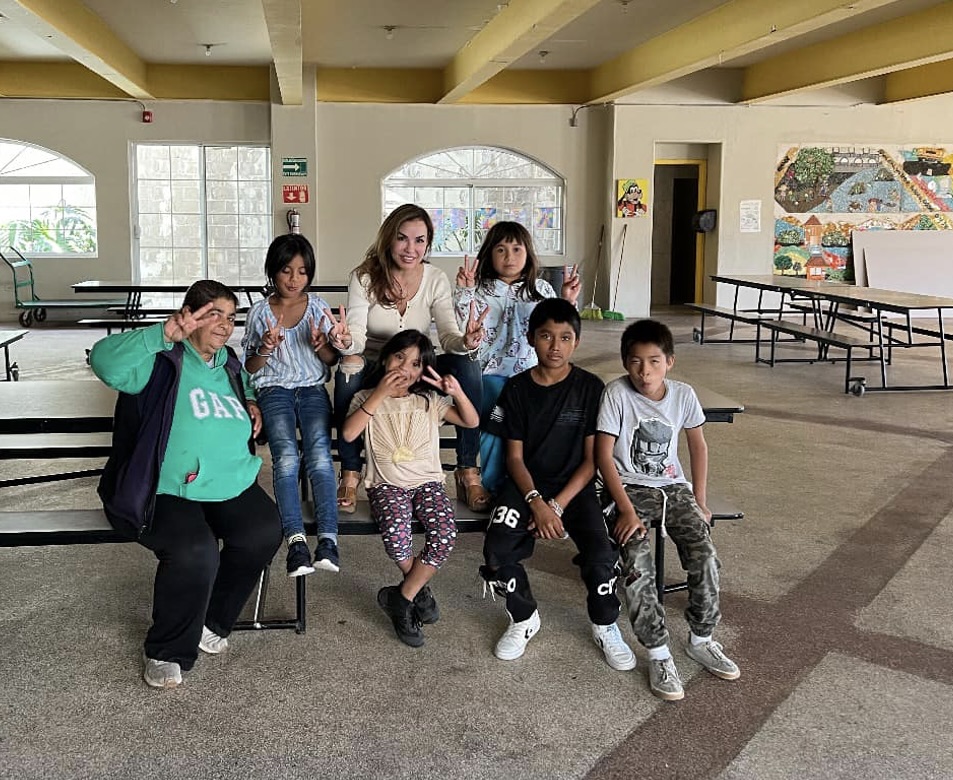 Adrianne, Lisa, Julia, Melissa and Adrianna from Glendora and Orange County enjoyed last year’s Brewfest at Tavern Bay Beach Club so much they couldn’t resist attending this year’s event. (Photos by Douglas W. Motley) Group of people posing in community center.