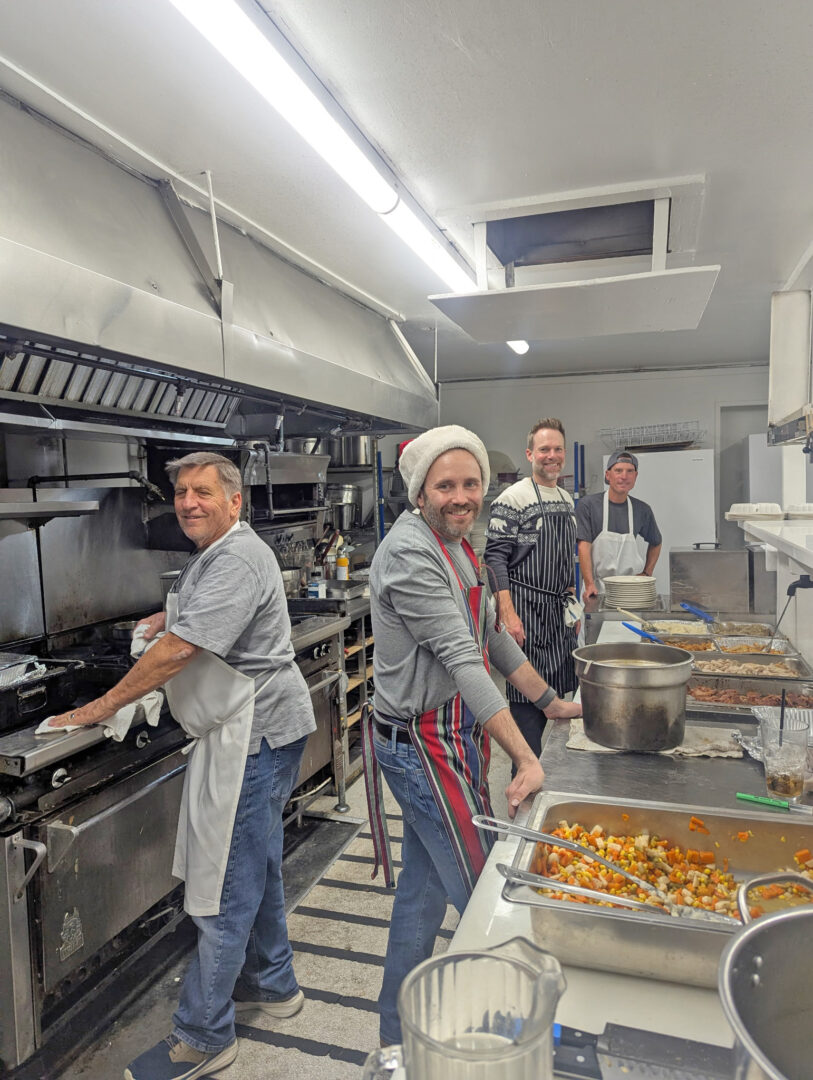 Celebrating Christmas as a community,The Elks Lodge,Alpine Mountaineer Nespaper,Mountain News