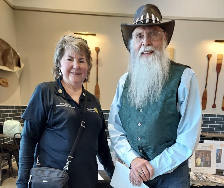 Crestline-Lake Gregory Rotary Club President-Elect Mary-Justine Lanyon with community member Allen Mairs at the meet and greet. (Photos by Julianne Homokay)